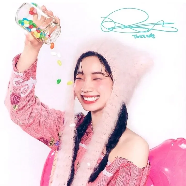 Foto terbaru Dahyun (TWICE)
