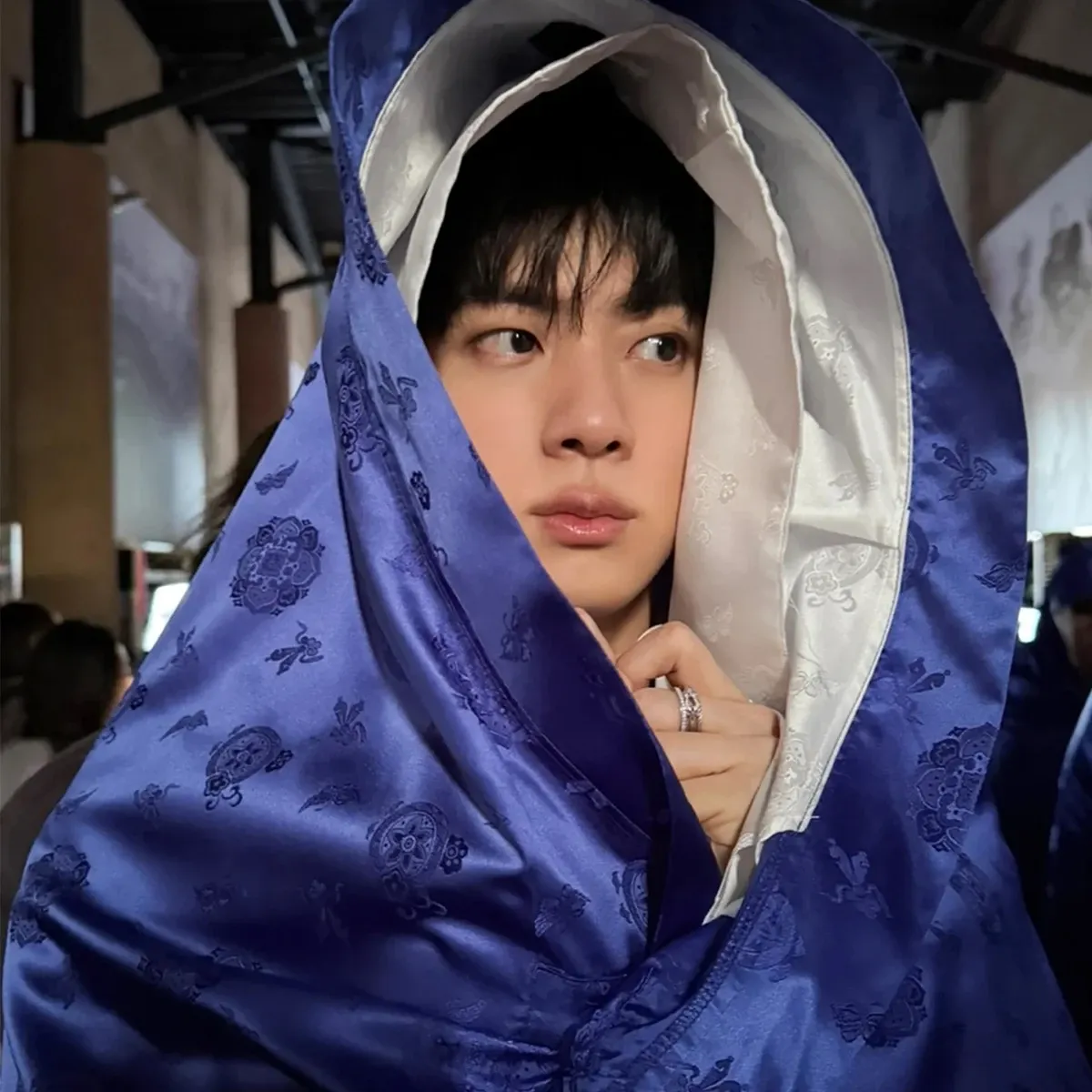Foto terbaru Jin (BTS)