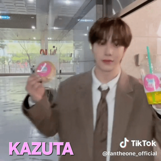 Behind-the-scenes cut of KAZUTA (n.SSign)