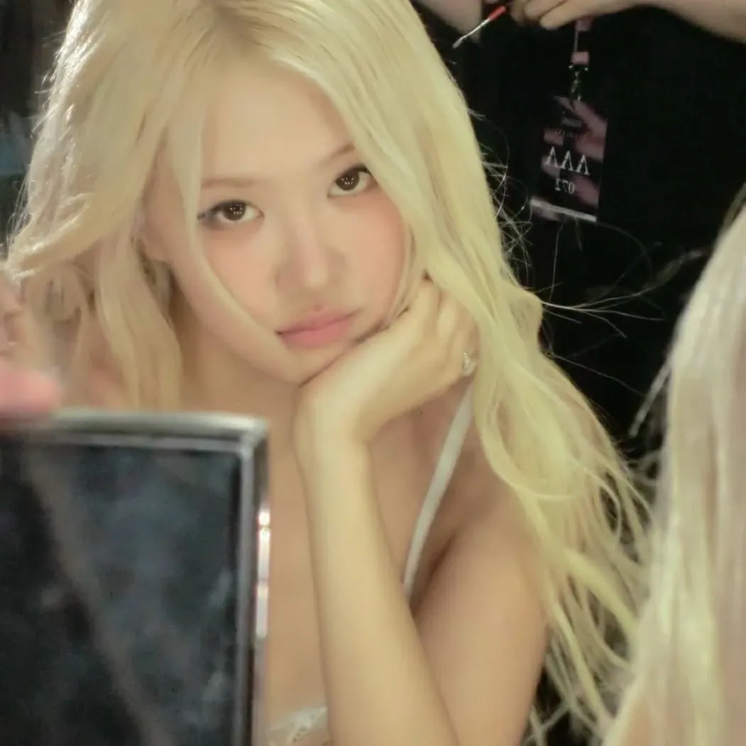 로제 (BLACKPINK)의 비하인드 컷