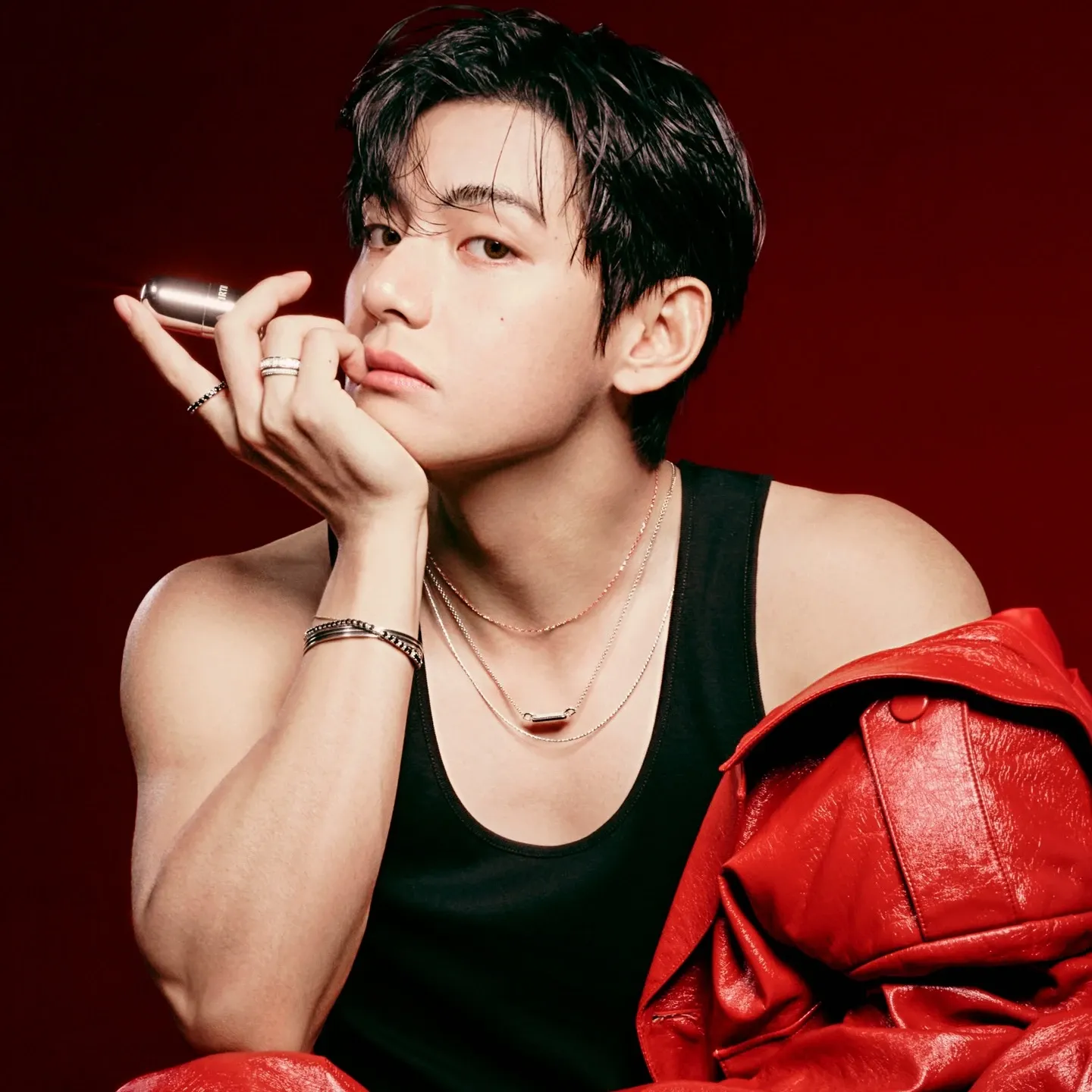 뷔 (방탄소년단)의 비하인드 컷