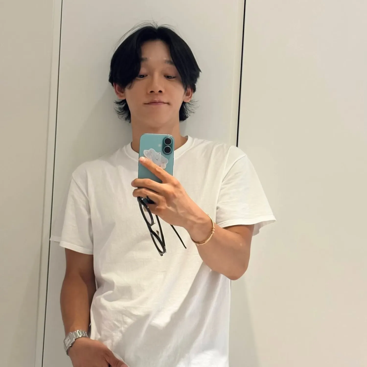 Latest photo of Chen (EXO)