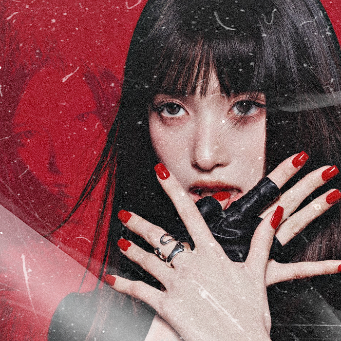 Behind-the-scenes cut of Leeseo (IVE)