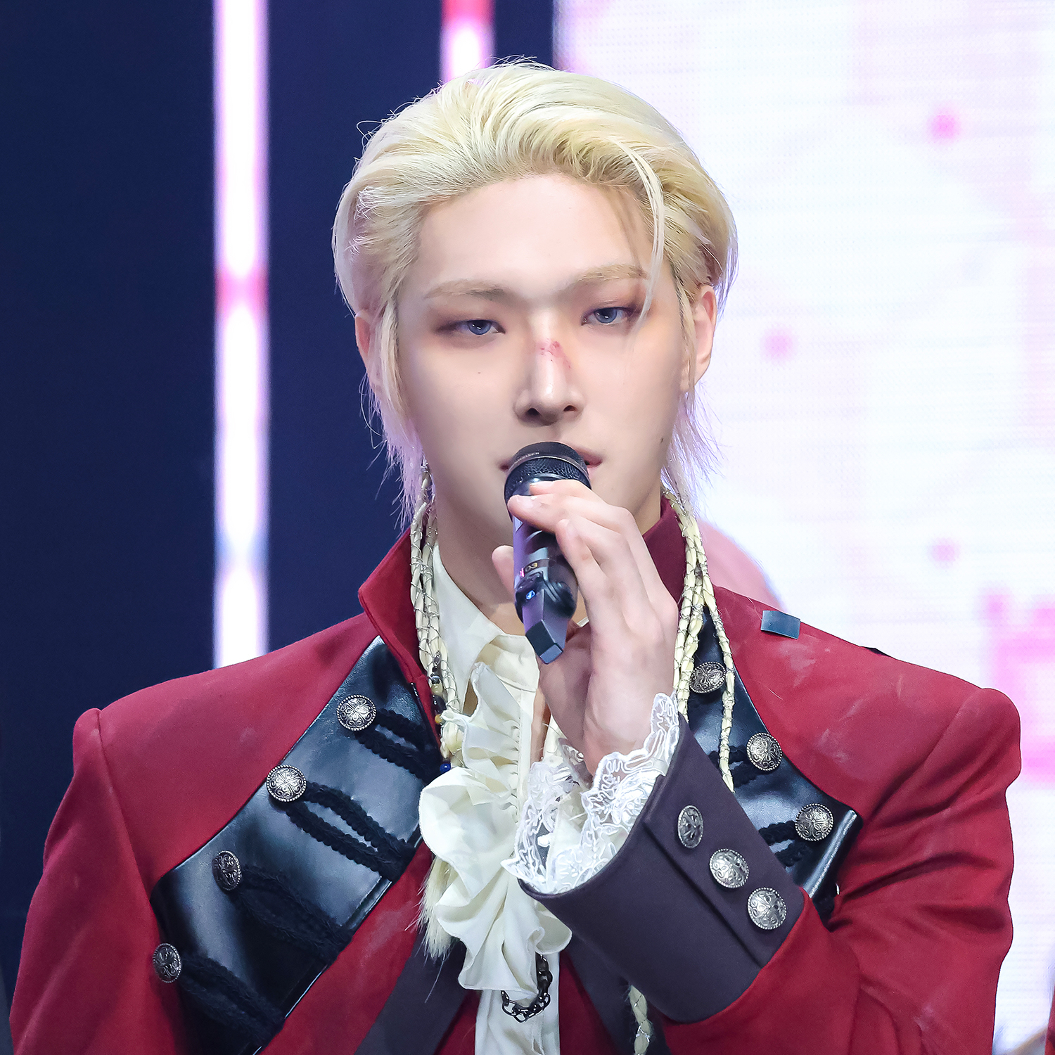 Behind-the-scenes cut of Mingi (ATEEZ)