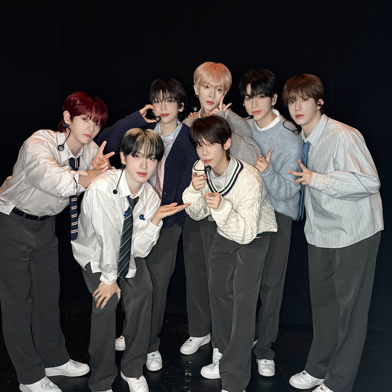 Behind-the-scenes cut of n.SSign