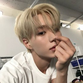 Behind-the-scenes cut of Kim Junseo (ALPHA DRIVE ONE)