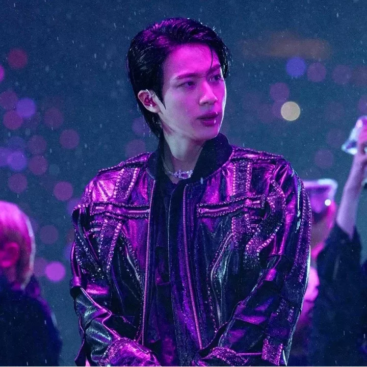 Momen yang diabadikan oleh penggemar Jin (BTS)