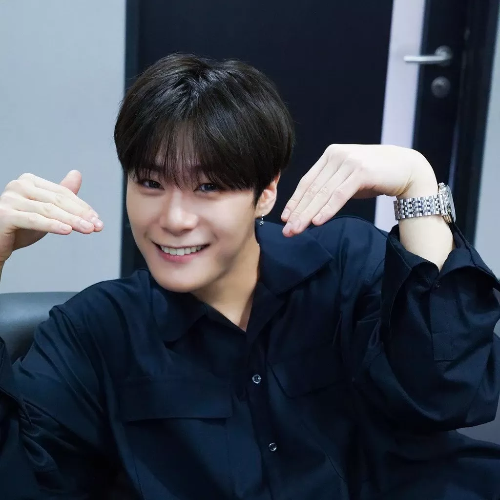 Behind-the-scenes cut of Moonbin (ASTRO)