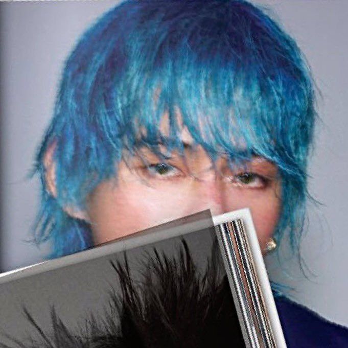 뷔 (방탄소년단) 최근 활동샷