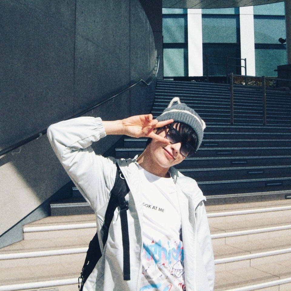 A moment captured by Hanbin (TEMPEST)'s fan