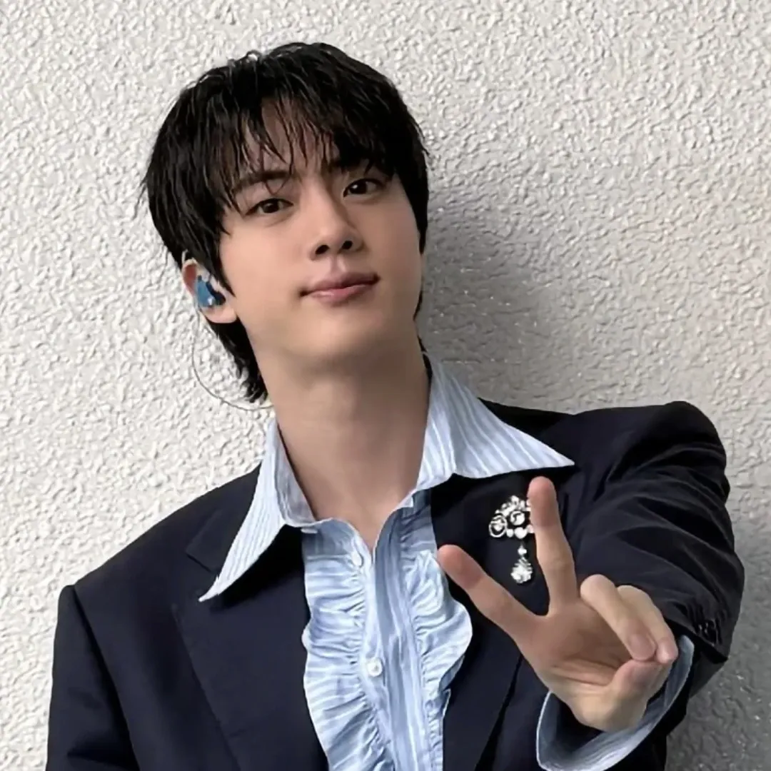 Potret di balik layar Jin (BTS)