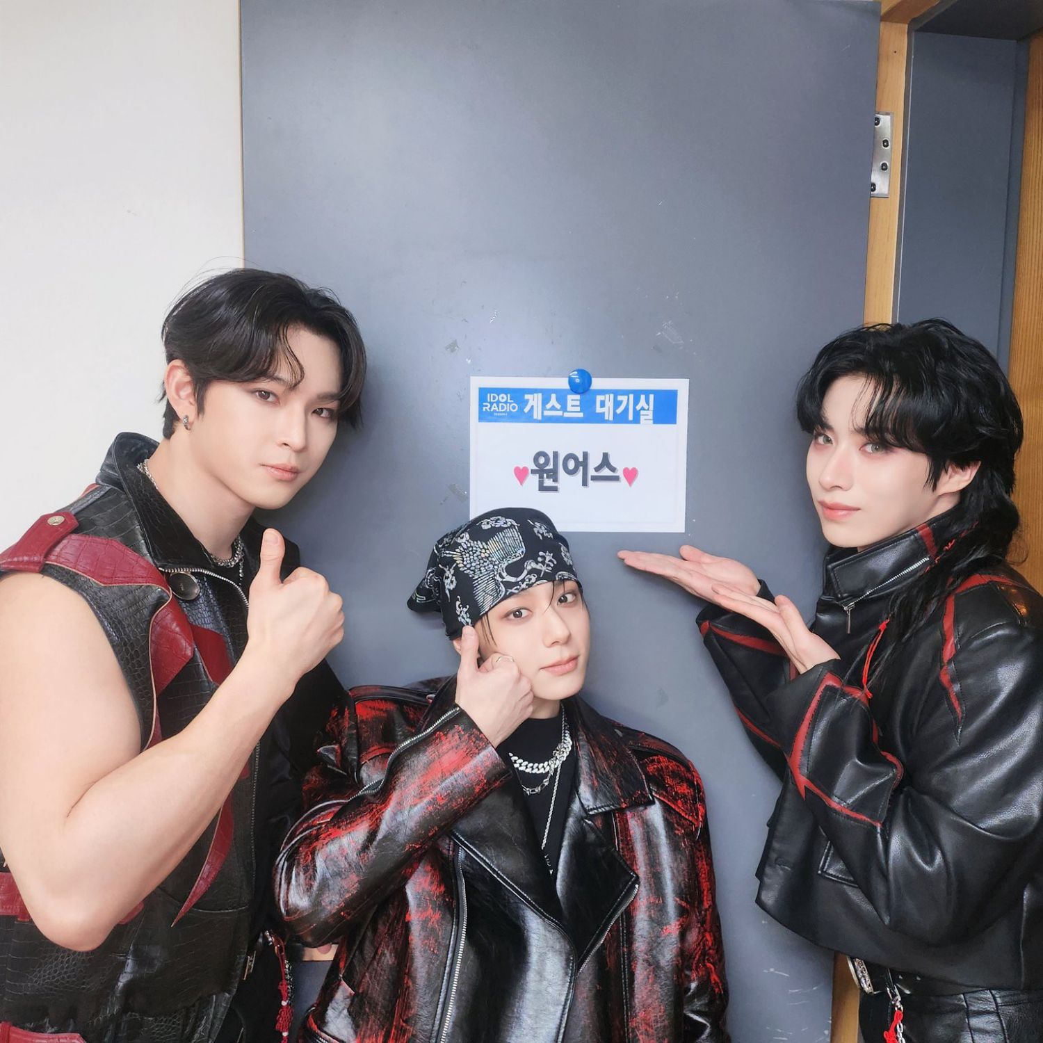 Recent activity shot of LEE DO (ONEUS)