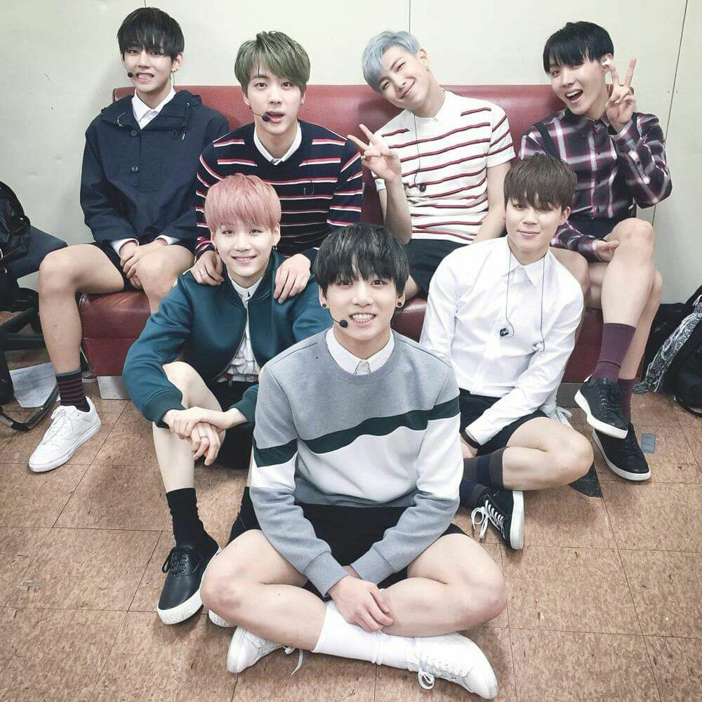 Momen yang diabadikan oleh penggemar BTS