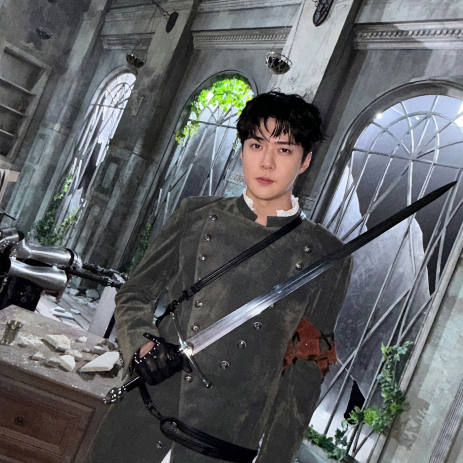 Behind-the-scenes cut of EXO