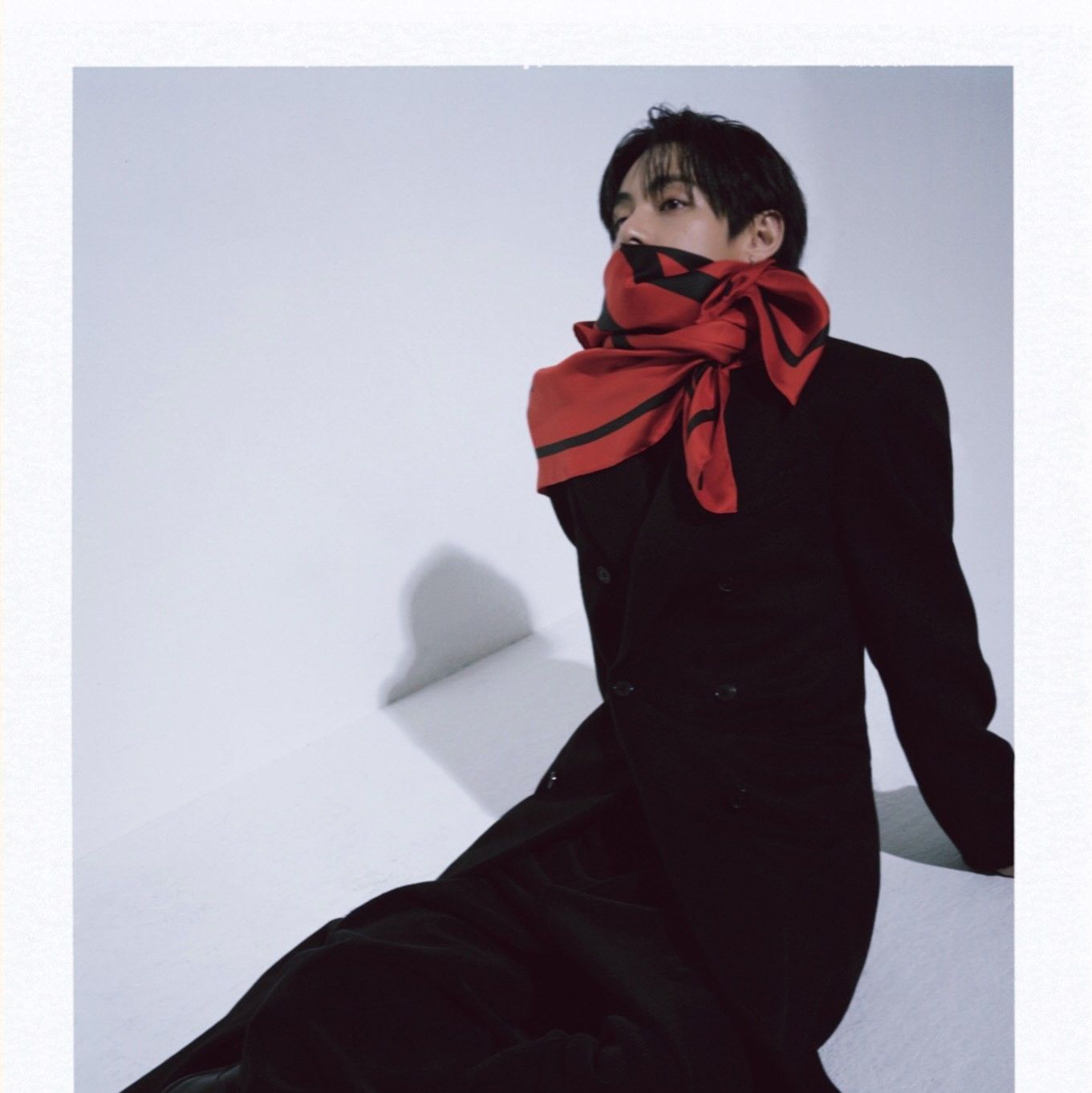 뷔 (방탄소년단) 최근 활동샷