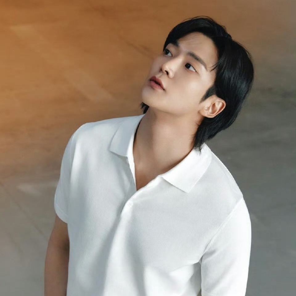 로운 최근 활동샷