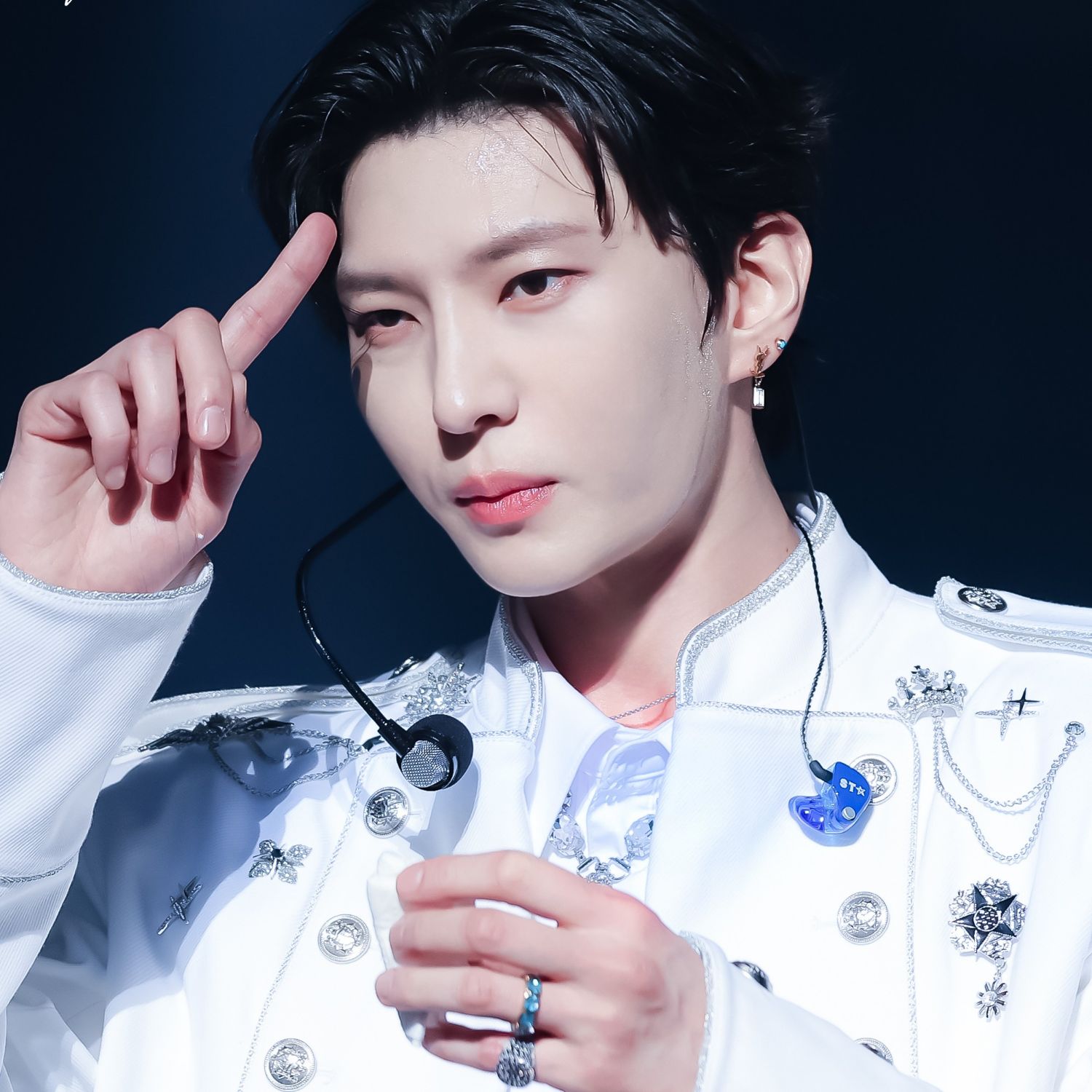 Feed komunitas K-pop terpanas hari ini