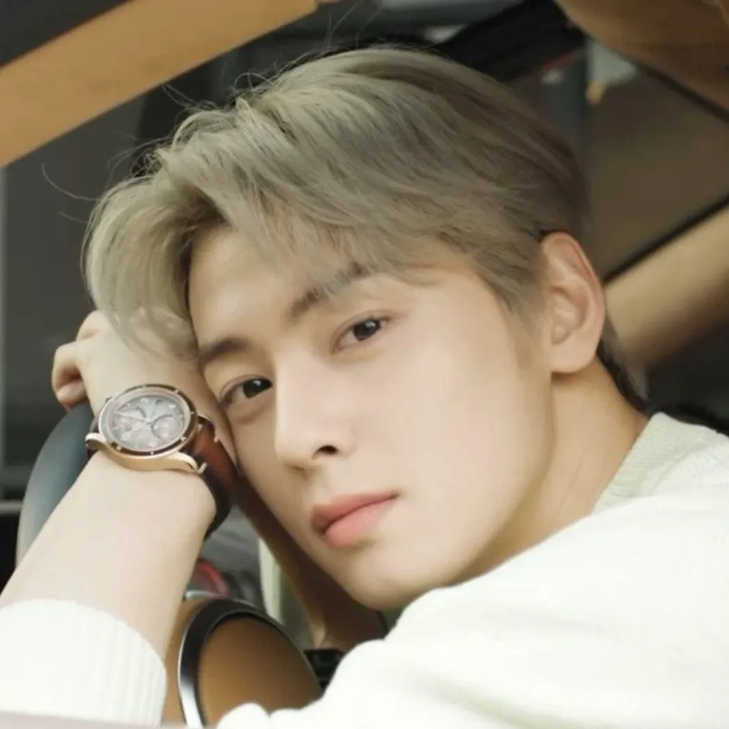 Latest photo of Eunwoo (ASTRO)