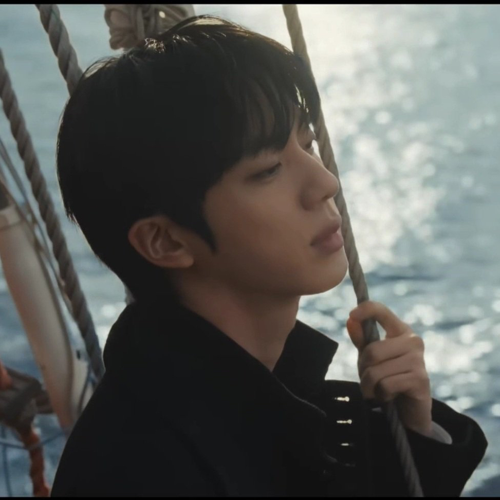 Behind-the-scenes cut of Jin (BTS)