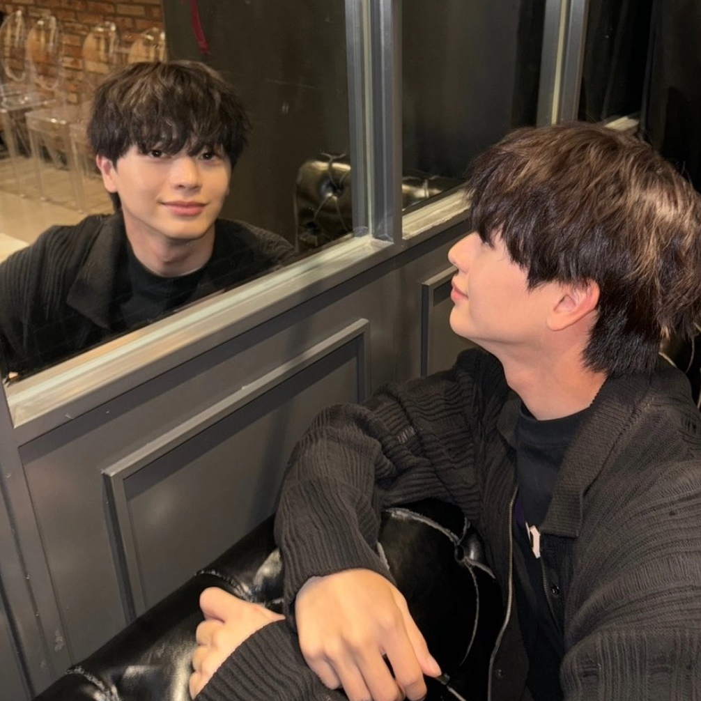 Latest photo of Yook Sungjae (BTOB)