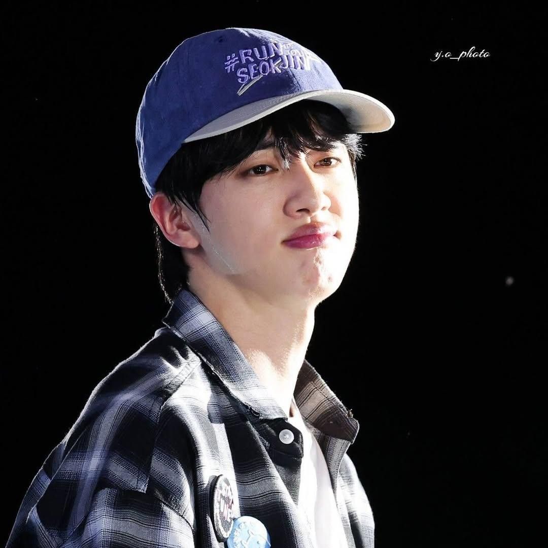 ジン (BTS)の最近の活動写真