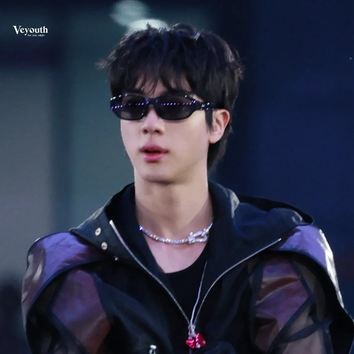 Foto terbaru Jin (BTS)