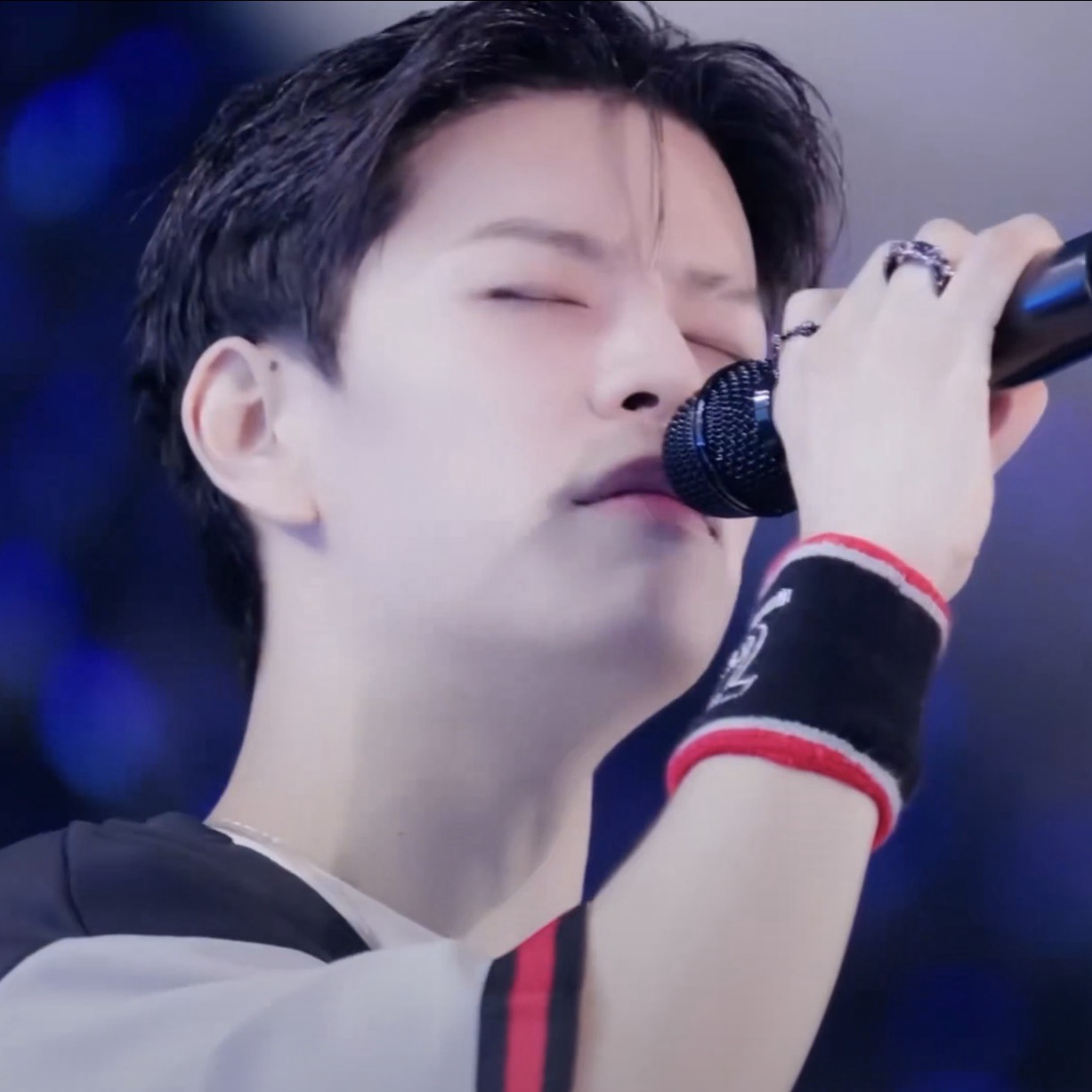 A moment captured by Seungmin (Stray Kids)'s fan