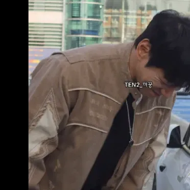 A moment captured by Hwang Chiyeol's fan