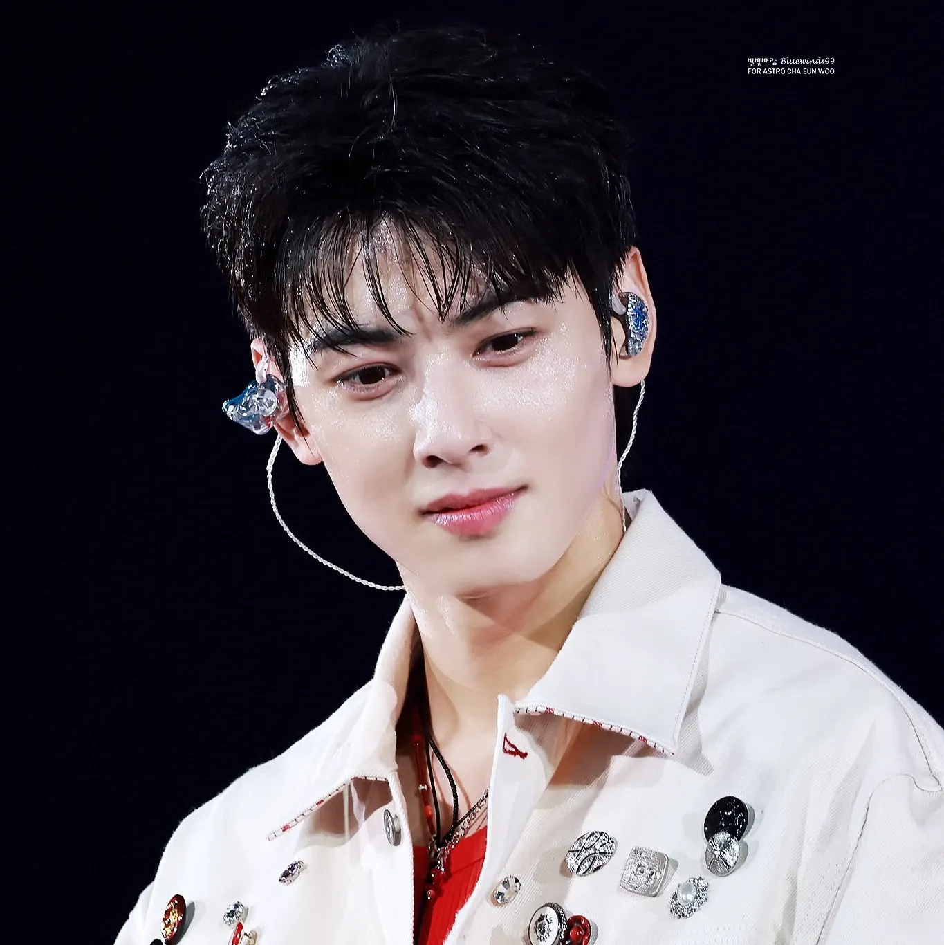 Recent activity shot of Eunwoo (ASTRO)