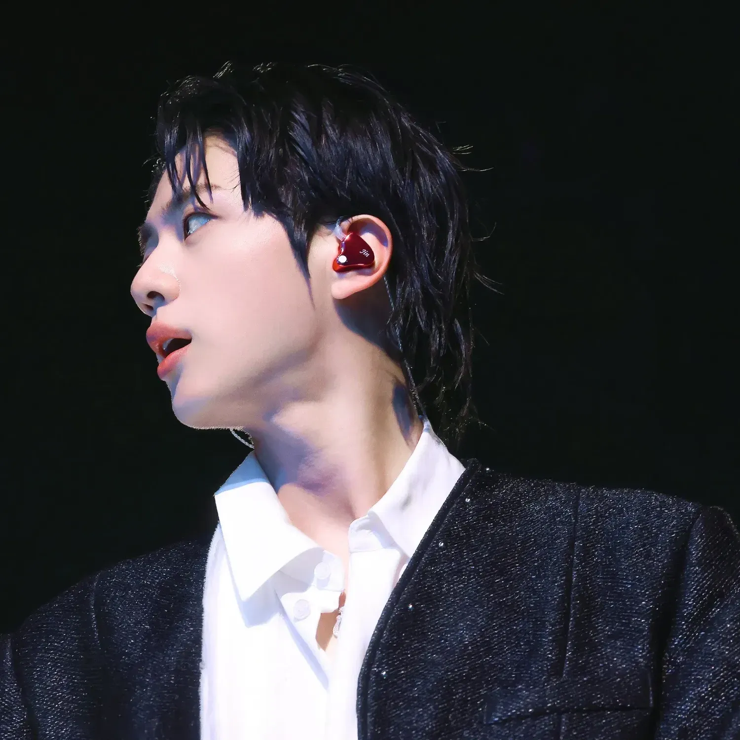 Momen yang diabadikan oleh penggemar Jin (BTS)