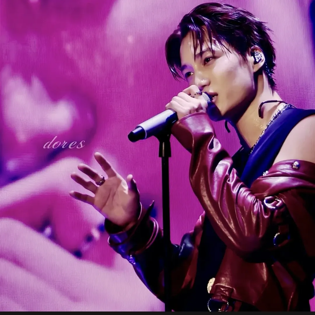 Momen yang diabadikan oleh penggemar Kai (EXO)