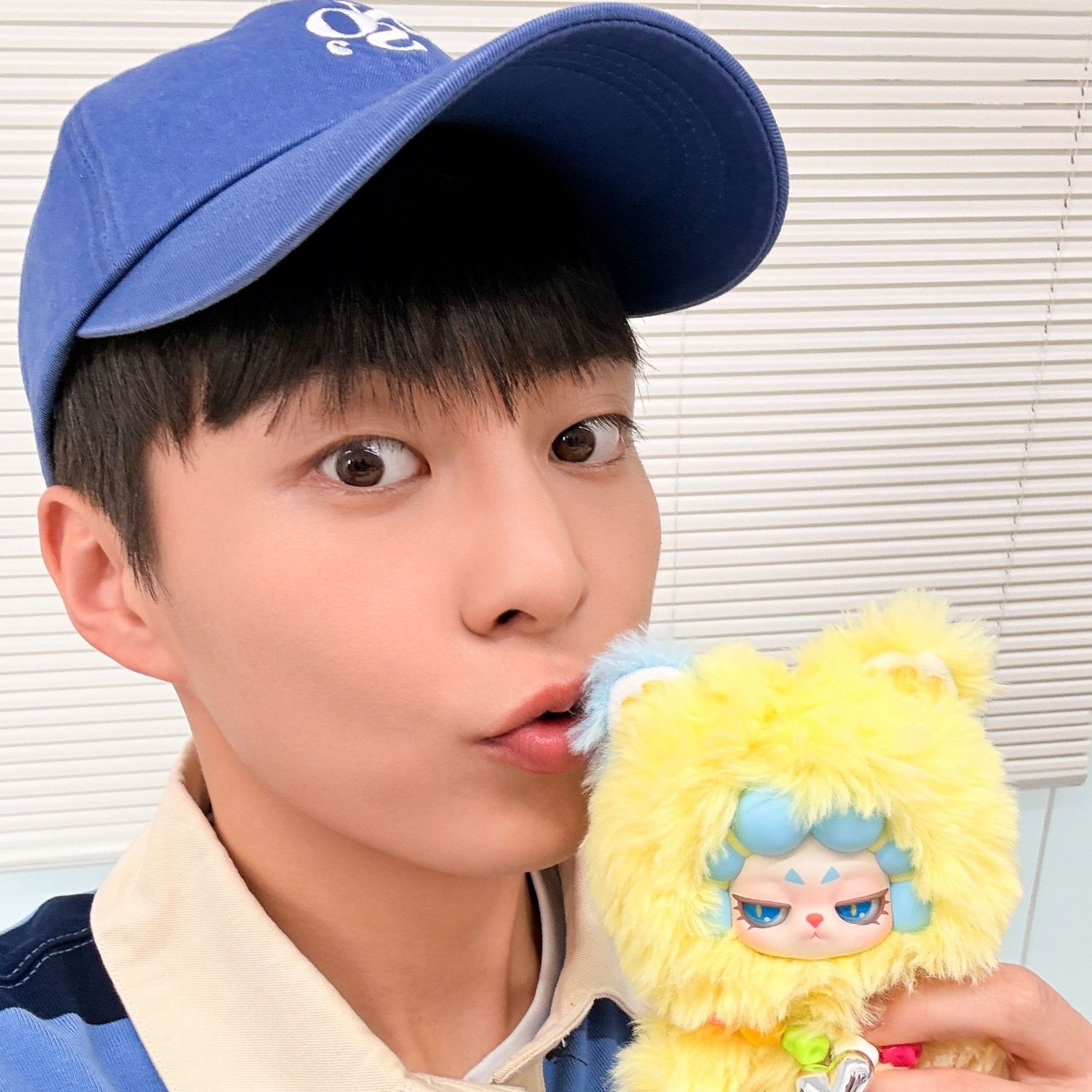 Behind-the-scenes cut of Xiumin (EXO)