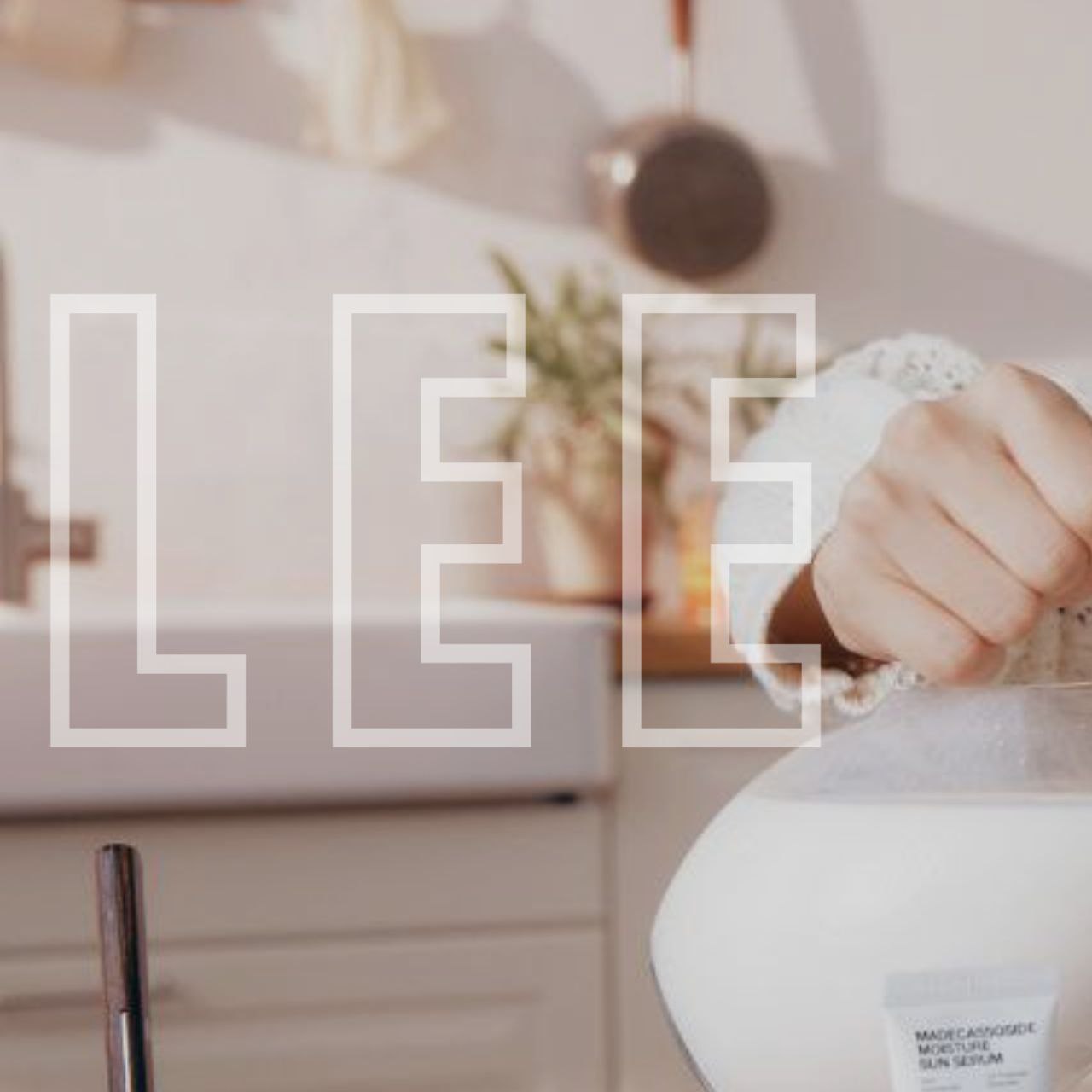 Latest photo of Eunhyuk (Super Junior)