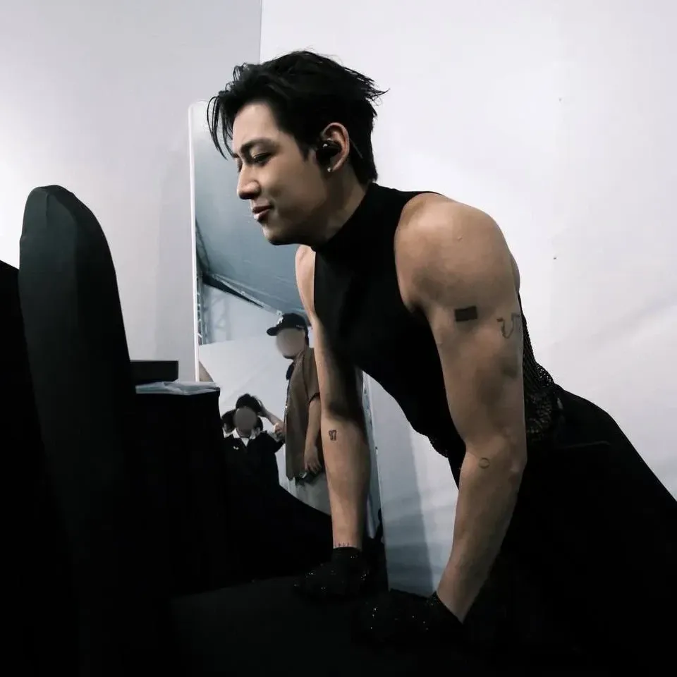 Latest photo of Bambam (GOT7)