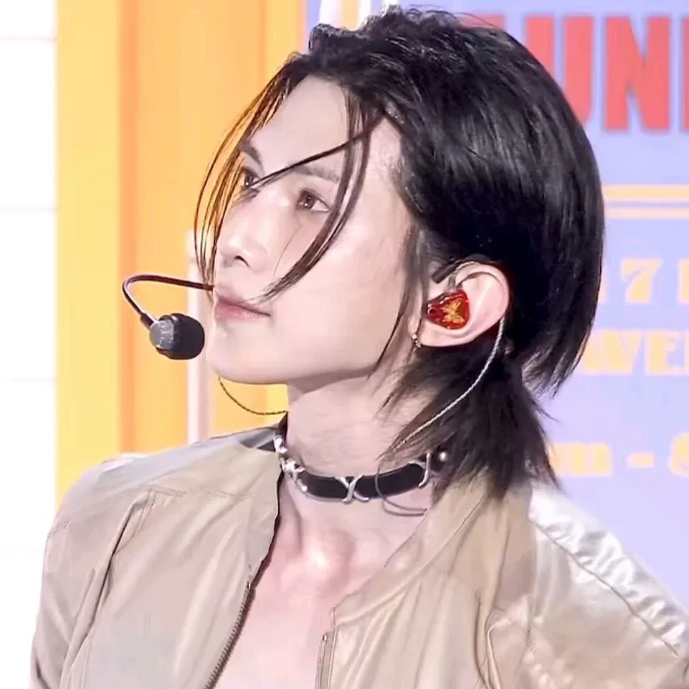 Behind-the-scenes cut of Yeosang (ATEEZ)