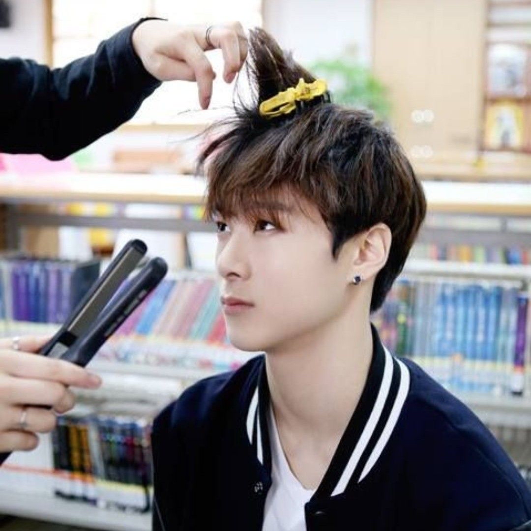 Latest photo of Moonbin (ASTRO)