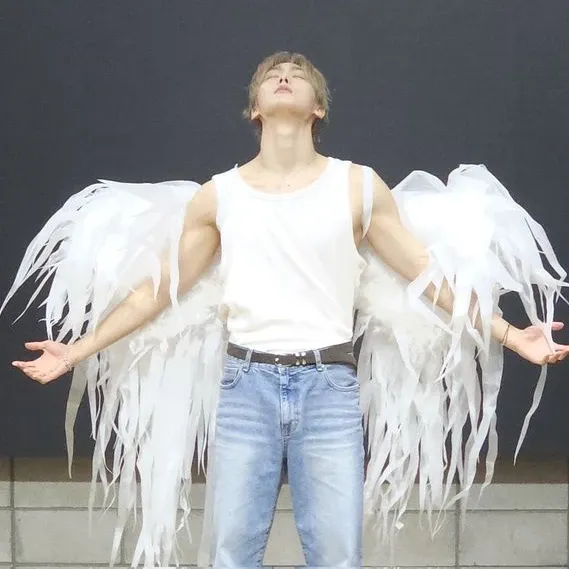 尹產賀 (ASTRO)的幕後花絮