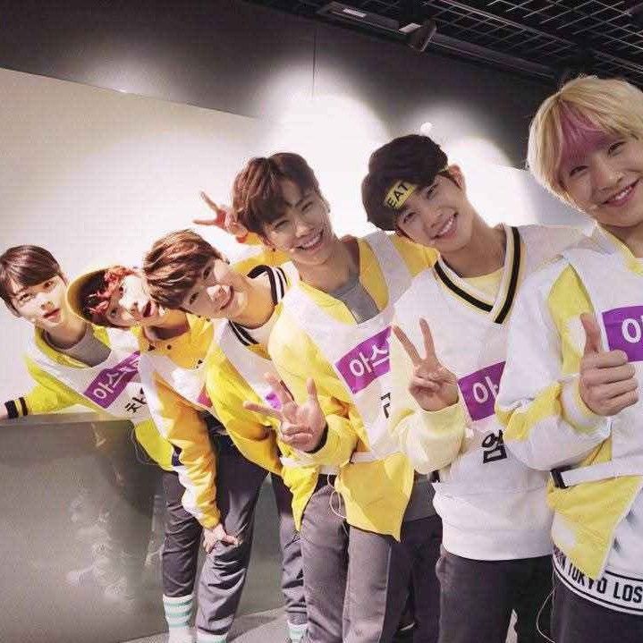 Foto aktivitas terbaru ASTRO