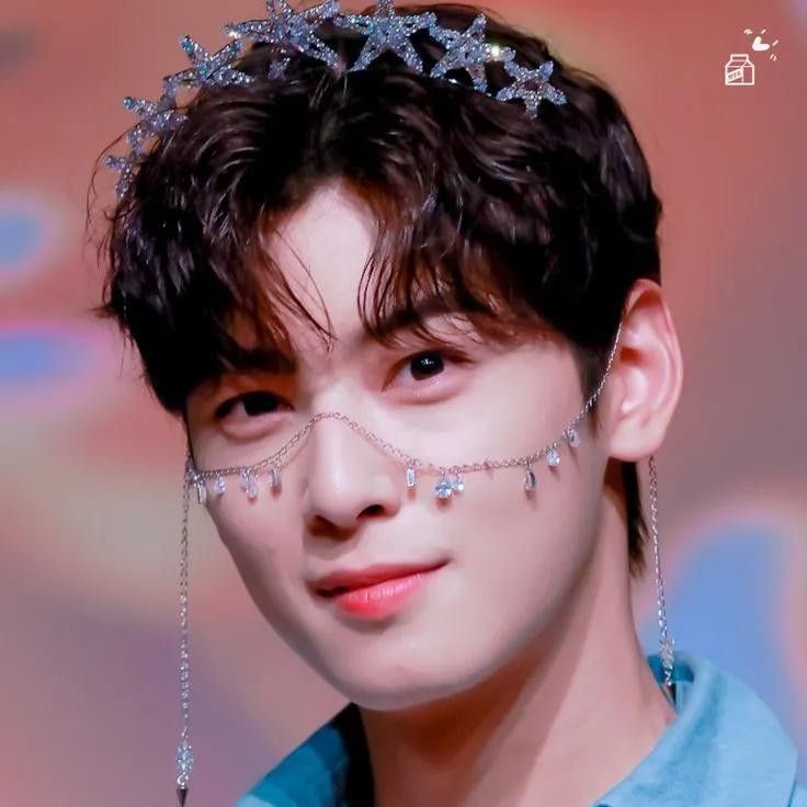 A moment captured by Eunwoo (ASTRO)'s fan