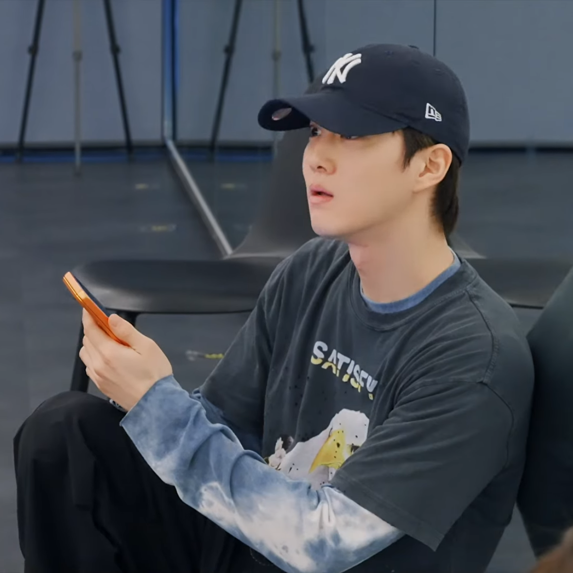 Recent activity shot of Suho (EXO)