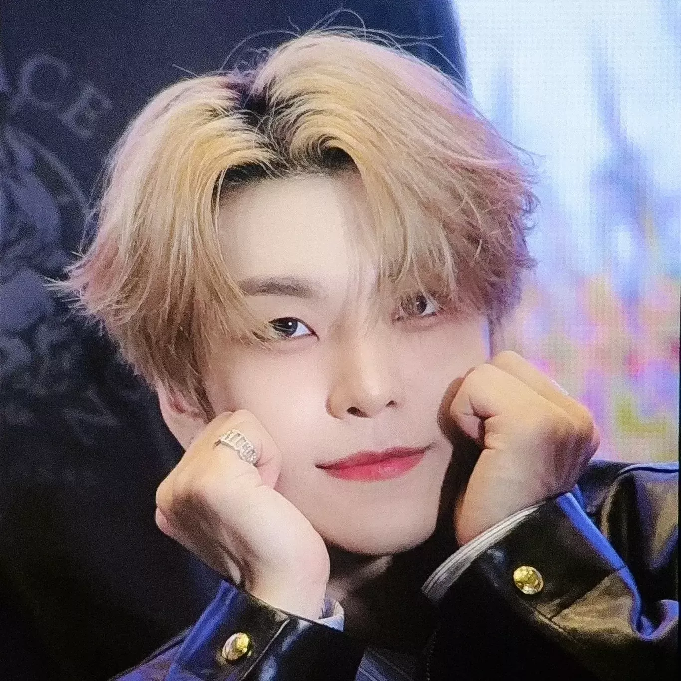 Behind-the-scenes cut of He Xinlong (ALPHA DRIVE ONE)