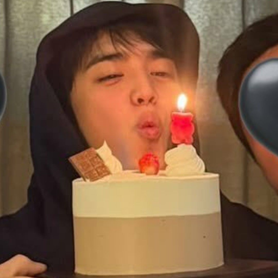 Latest photo of S.Coups (SEVENTEEN)