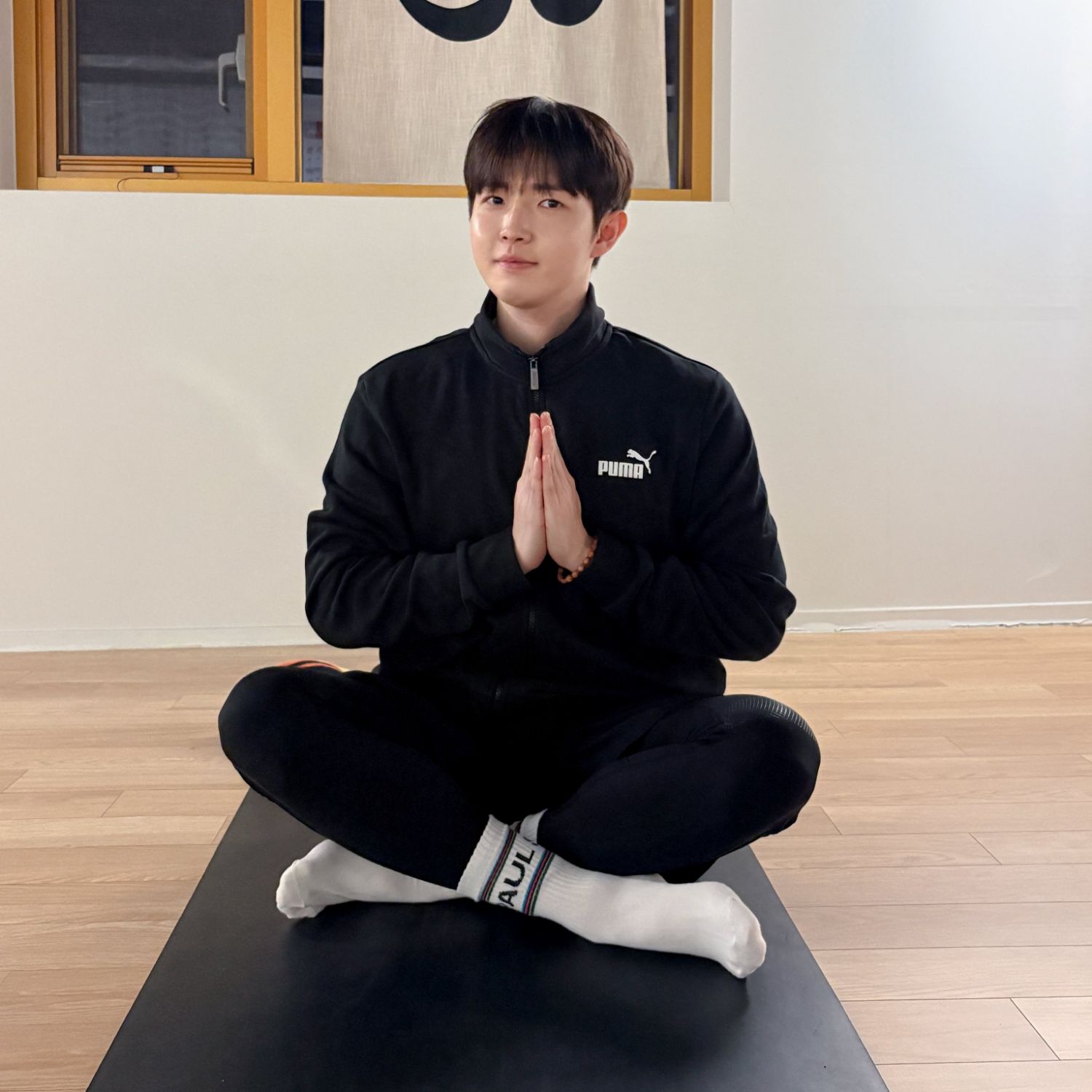 Potret di balik layar Kim Jaehwan