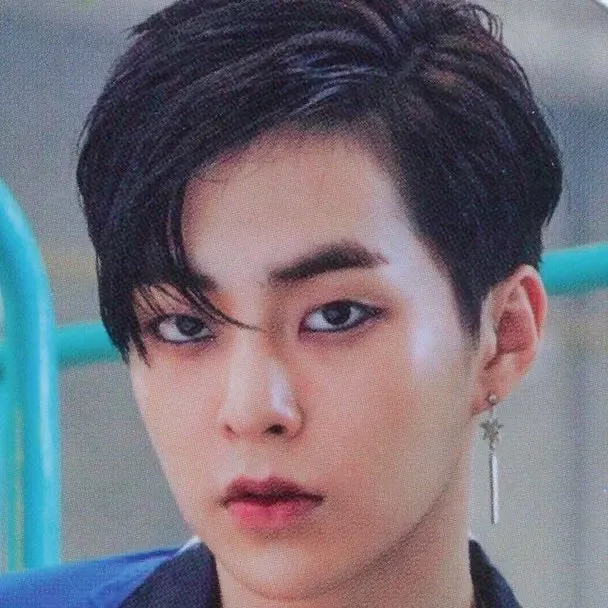 Xiumin (EXO)的最新照片