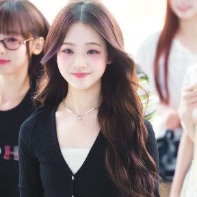 书媛 (UNIS)的最新照片