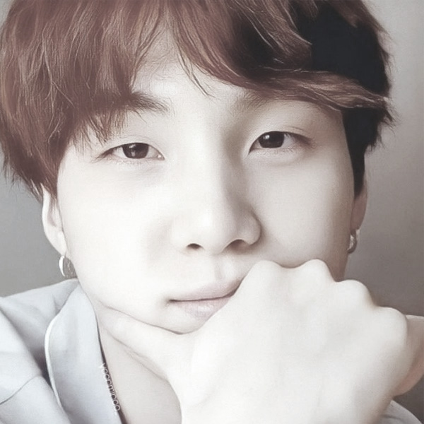 Latest photo of SUGA (BTS)