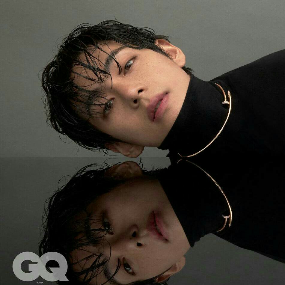 Foto aktivitas terbaru V (BTS)