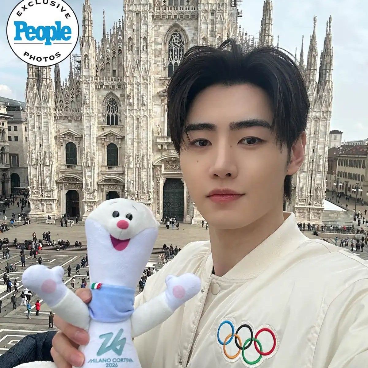 Momen yang diabadikan oleh penggemar Sunghoon (ENHYPEN)