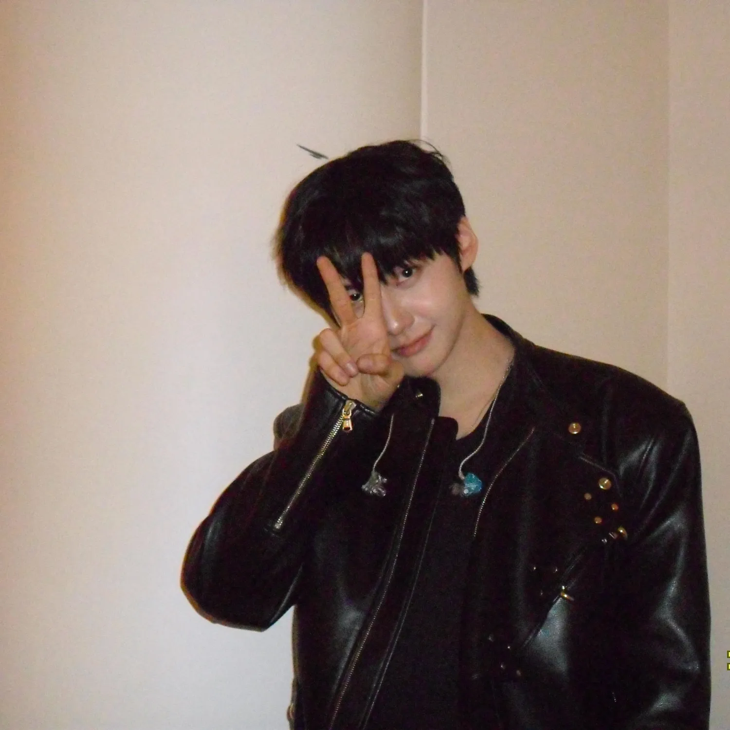 A moment captured by Lee Jinhyuk's fan