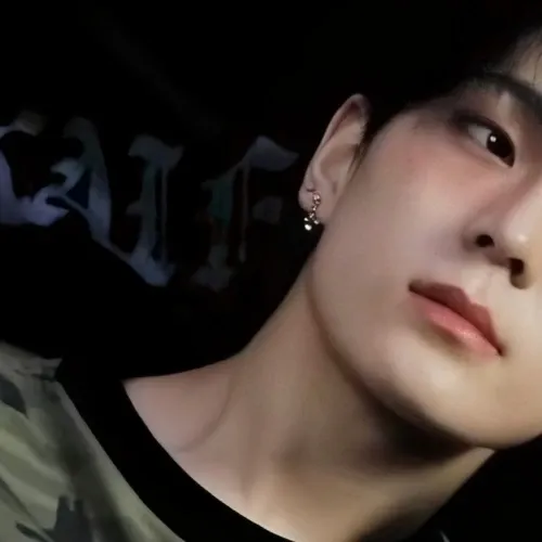 Recent activity shot of Kim Junmin (WHIB)